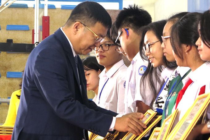 Getting students inspired with scientific research