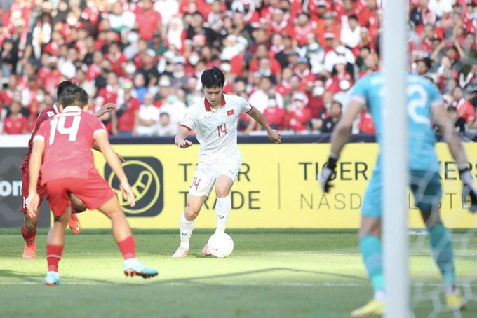 Vietnam draw with Indonesia in AFF Cup first leg semi-final match