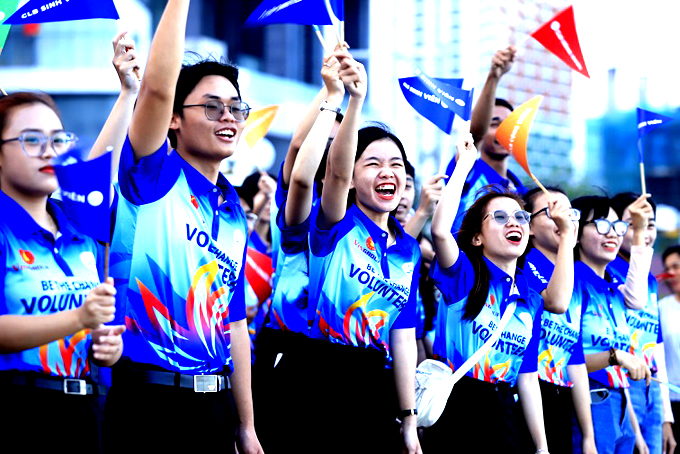 Promoting English speaking among residents